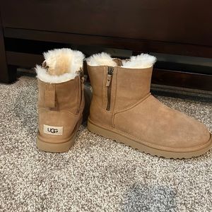 Ugg mini boots - zipper and fur lined.